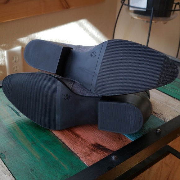 ✌🏼Catherine Malandrino Crya Buckle ankle boot - Picture 7 of 8